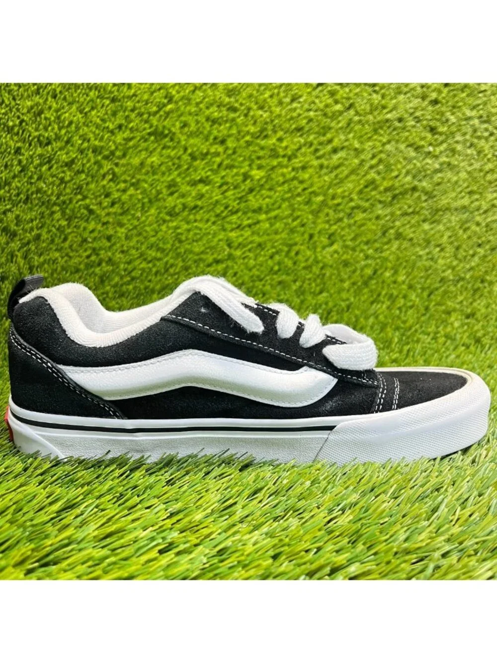 Vans Knu Skool Womens Size 8.5 Mens 7 Black White Athletic Skate Shoes Sneakers